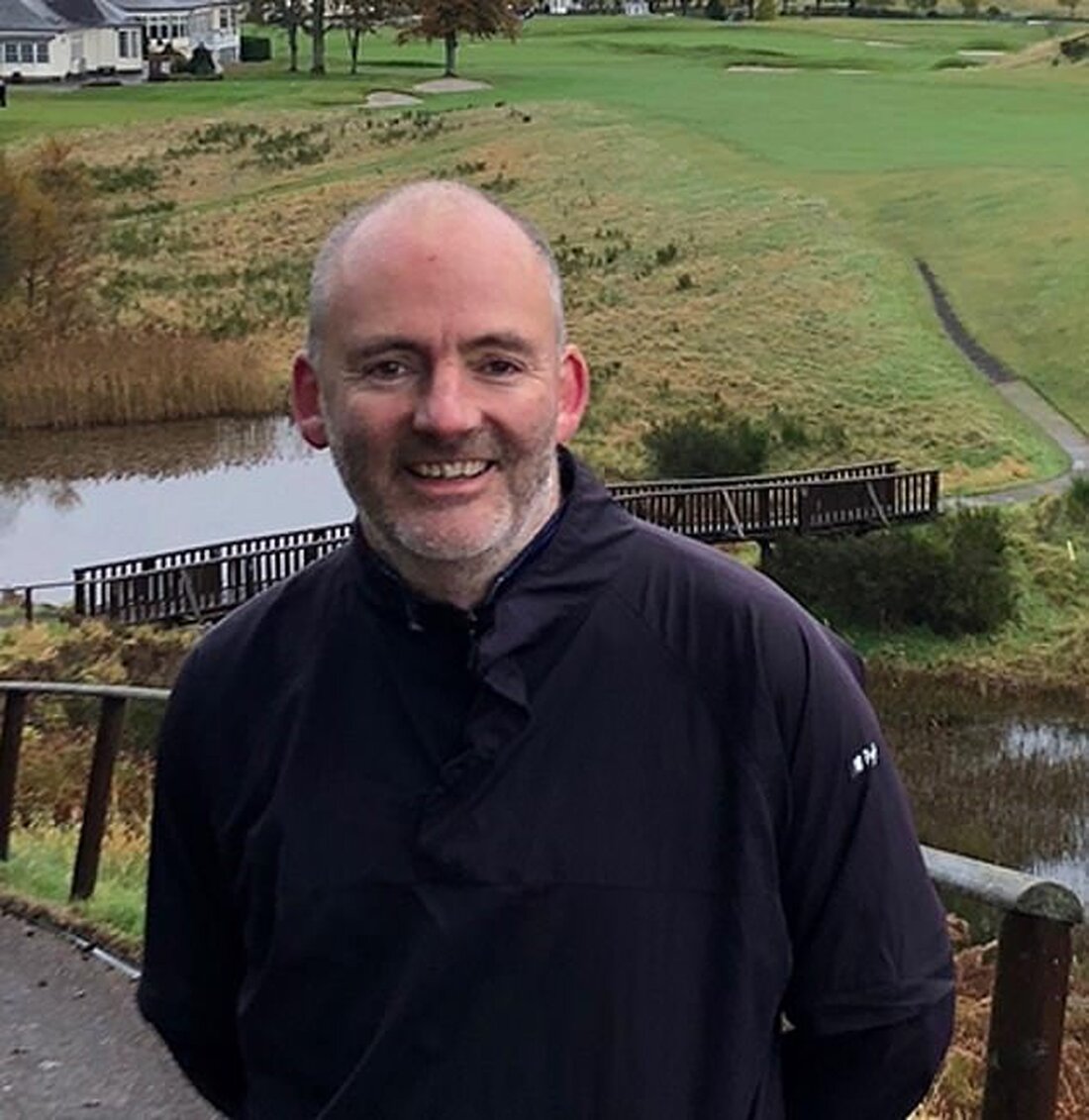 Menschen mit Typ-2-Diabetes könnten ihren Zustand mit einer neuen Ernährung umkehren Selbst wenn Sie nicht übergewichtig sind, kann eine Ernährung mit Shakes und Gemüse den Diabetes umkehren Die Studie könnte über 400.000 „normalgewichtigen“ Menschen mit dieser Erkrankung helfen Eine „bahnbrechende“ Ernährung kann Menschen mit Typ-2-Diabetes helfen, den Zustand umzukehren, selbst wenn sie nicht übergewichtig sind. Ein wissenschaftlicher Durchbruch, der zuvor festgestellt wurde Typ-2-Diabetes ist kein lebenslanger Zustand und kann durch dramatischen Gewichtsverlust bei einer drastischen täglichen Ernährung mit 800 Kalorien rückgängig gemacht werden. Da die meisten Menschen mit Typ-2-Diabetes übergewichtig oder fettleibig sind, wurde möglicherweise angenommen, dass nur sie dies …