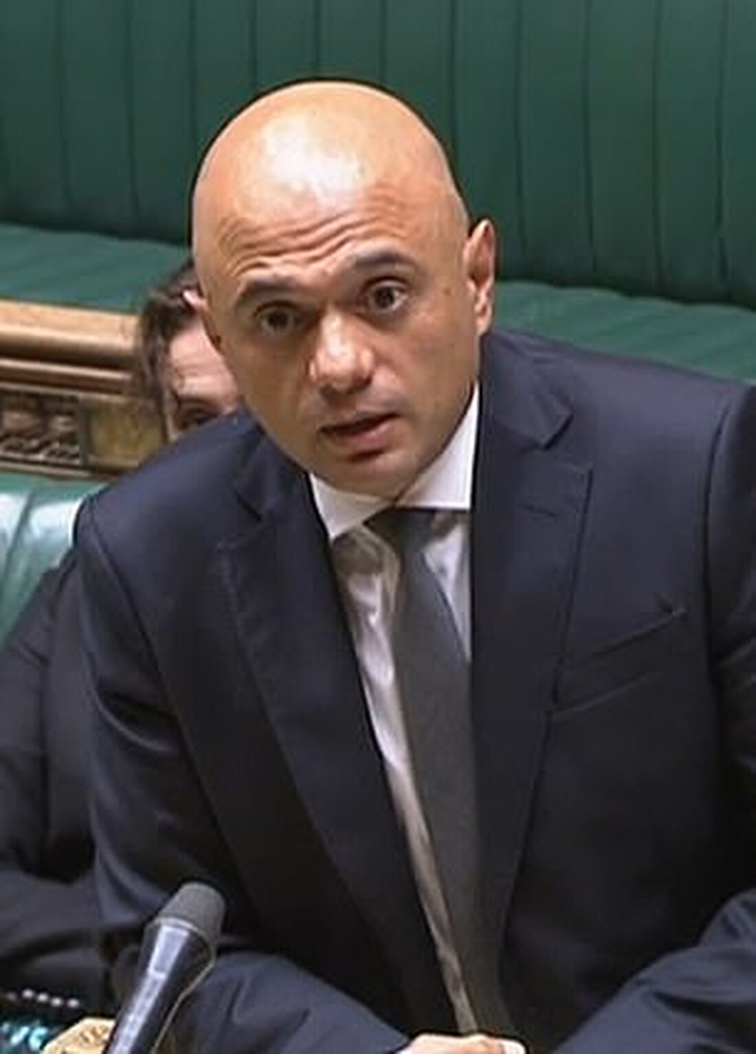 Sajid Javid kündigte heute die „einmaligen“ Reformen der Regierung an Pläne werden es Menschen mit Autismus erschweren, institutionalisiert zu werden Menschen werden nicht länger nach dem Mental Health Act nur wegen Autismus inhaftiert Sajid Javid versprach heute, zu verhindern, dass Hunderte von Patienten mit Autismus und Lernschwierigkeiten zu Unrecht in psychiatrischen Einrichtungen „eingesperrt“ werden. Der Gesundheitsminister kündigte die „einmaligen“ Reformen der Regierung im Gesetzentwurf zur psychischen Gesundheit an. Er sagte, die „bedeutungsvollen“ Pläne würden es Menschen mit Autismus oder Lernschwierigkeiten erschweren, gesetzlich institutionalisiert zu werden. Neue Vorschläge bedeuten, dass Menschen nicht länger nach dem Mental Health Act inhaftiert werden können, &hellip;