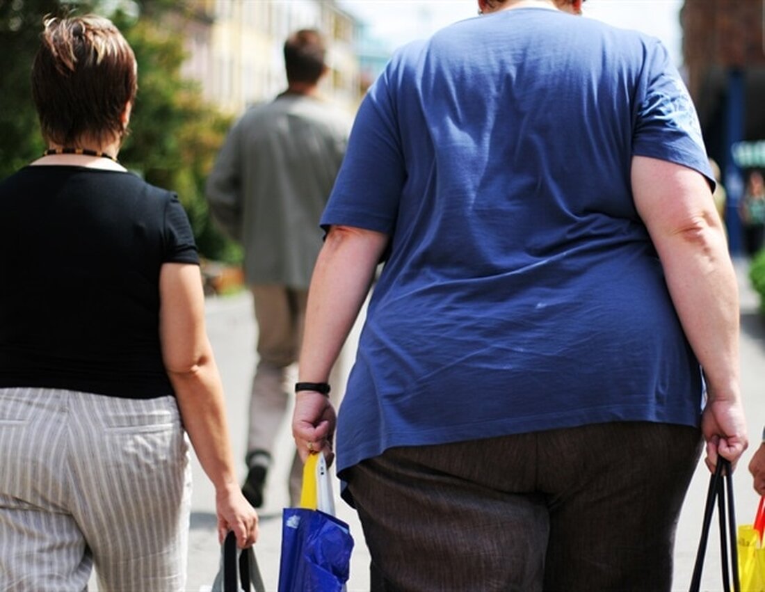 Viele Amerikaner wenden sich der neuesten großen Idee zu, um Gewicht zu verlieren – modische Diäten, Fitness-Wahnsinn, zwielichtige Kräuter und Pillen, Adipositaschirurgie, um nur einige zu nennen. Sie sind selten die magische Lösung, von der die Leute träumen. Jetzt bietet eine Welle von Startups Zugang zu einer neuen Kategorie von Drogen, verbunden mit intensivem Online-Verhaltenscoaching. Doch bereits jetzt tauchen Bedenken auf. Diese Startups, angespornt durch Hunderte Millionen Dollar an Finanzmitteln von Blue-Chip-Venture-Capital-Firmen, haben weit über 100.000 Patienten unter Vertrag genommen und könnten weitere Millionen erreichen. Diese Patienten zahlen Hunderte, wenn nicht Tausende von Dollar, um Zugang zu neuen Medikamenten zu …