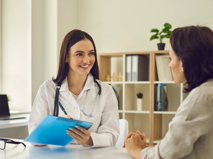 Eine neue Kombinationstherapie hemmt das Tumorwachstum und blockiert die medikamenteninduzierte Resistenz bei Eierstockkrebs