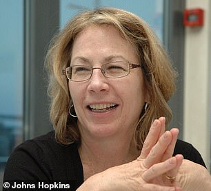 Dr. Brenda Rapp, Kognitionswissenschaftlerin an der Johns Hopkins University, erklärt, dass Aphasie oft durch einen Schlaganfall verursacht wird und sich auf viele verschiedene Arten äußern kann