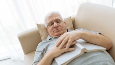 Menschen, die ihre großen Muskelgruppen absichtlich anspannten und dann entspannten, bevor sie einschliefen, hatten 125 Prozent mehr Tiefschlaf.  Dateibild