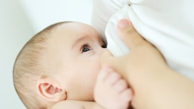 Study: Maternal weight status and the composition of the human milk microbiome: A scoping review. Image Credit: ESB Professional/Shutterstock
