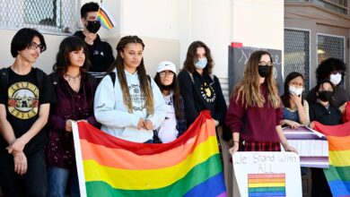 Wie die Anti-LGBTQIA+-Gesetzgebung die psychische Gesundheit von Jugendlichen beeinträchtigt