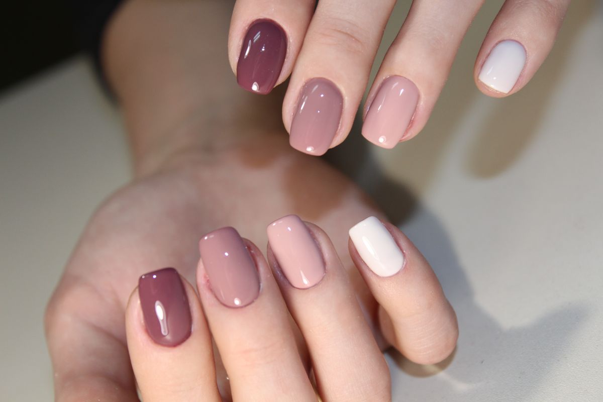 Gel- Nagelset – was sollte in einem Gelnagel-Kit enthalten sein?
