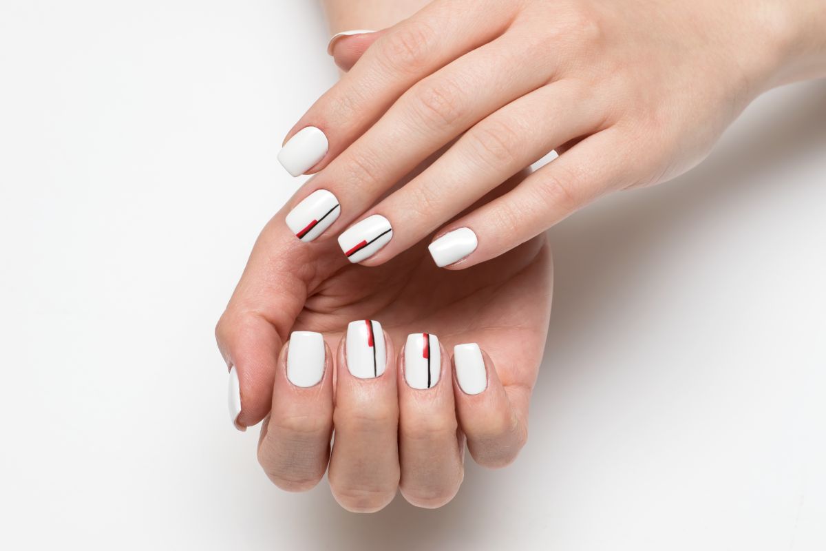 Ein Nagelset mit UV Lampe – Top oder Flop?
